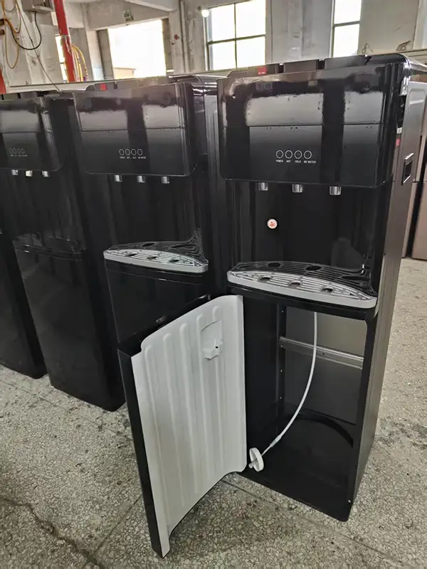 Bottom-load cabinet with water bottle